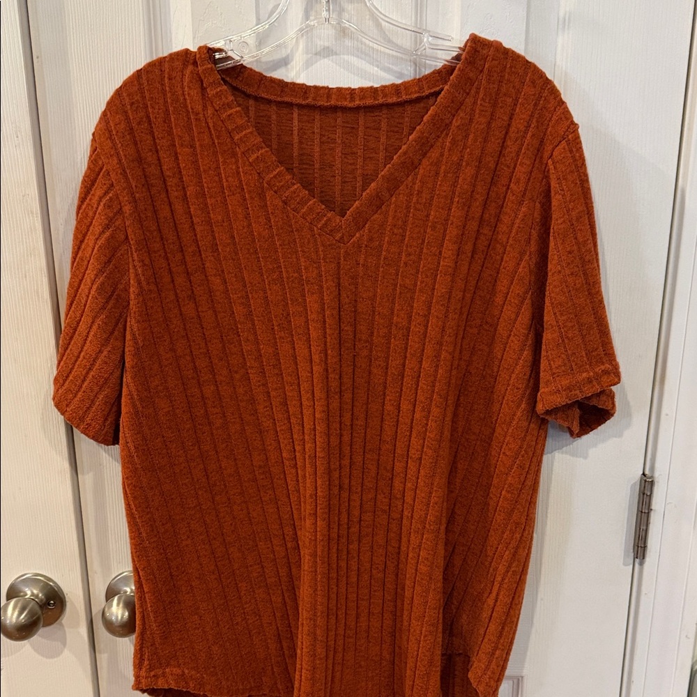 Rust Orange Ribbed V-Neck Short Sleeve Sweater